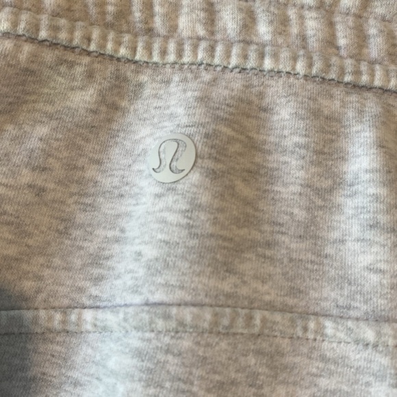 Lululemon womens joggers - Picture 4 of 6
